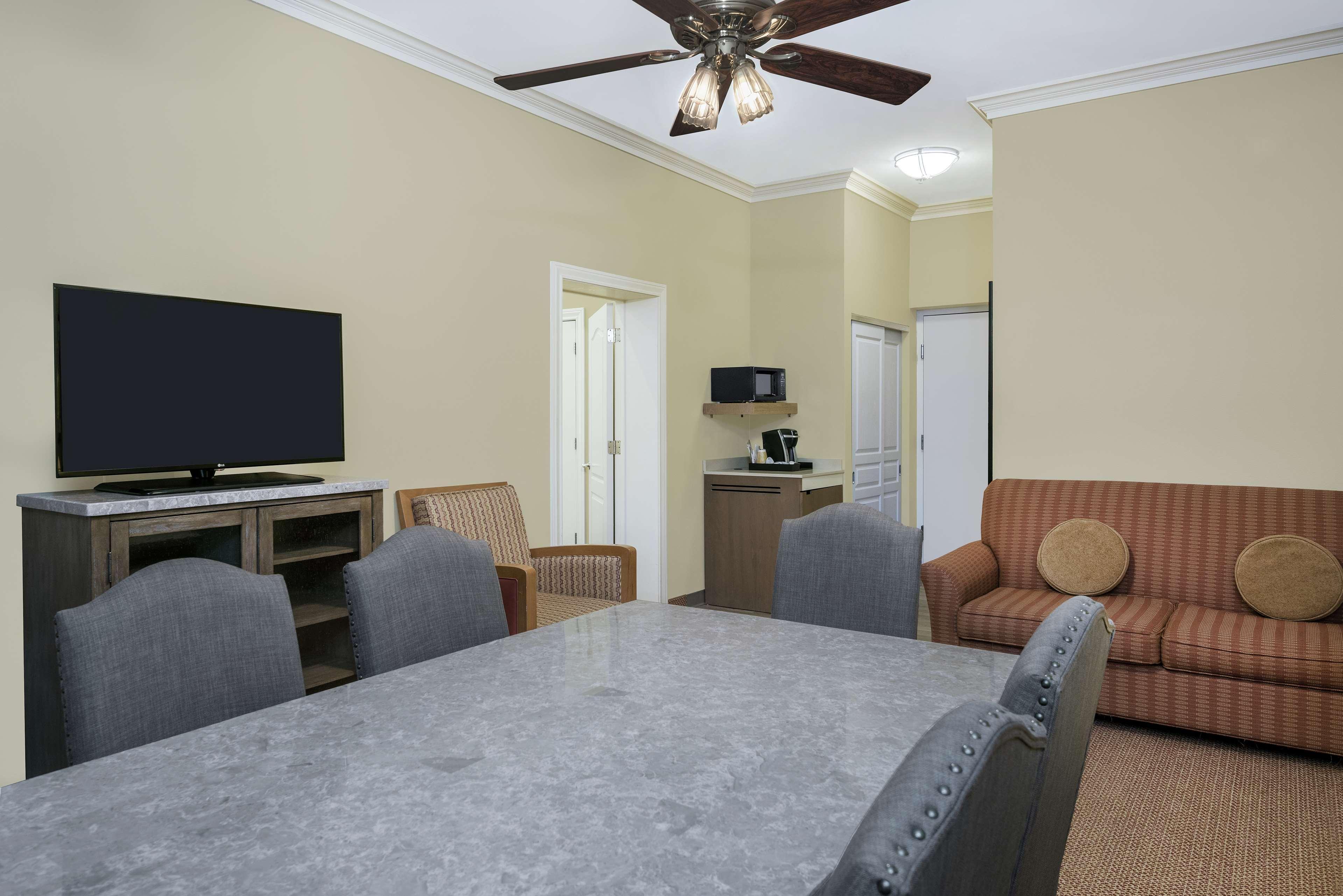 Hilton Garden Inn Mcallen Airport Bagian luar foto