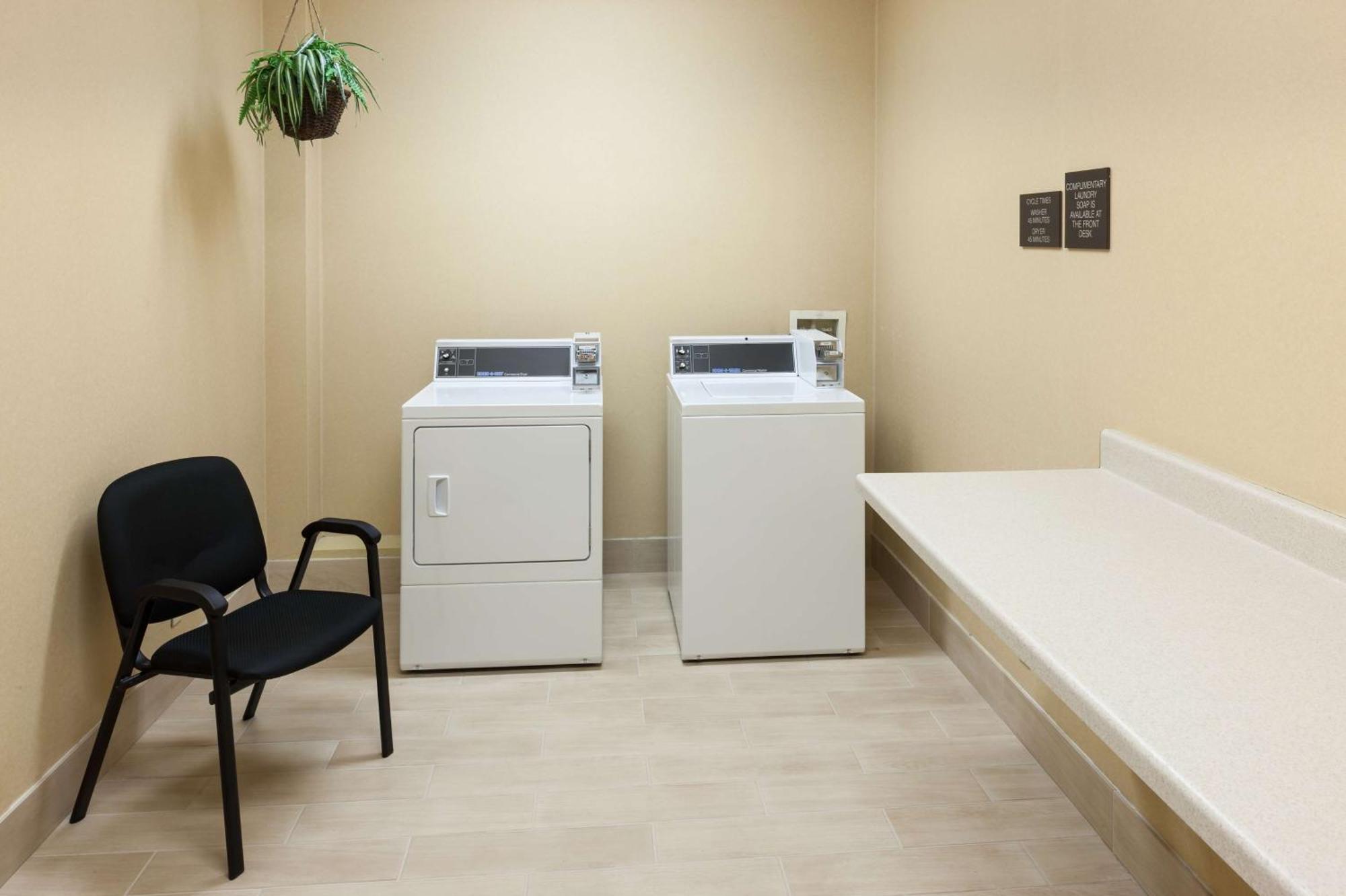 Hilton Garden Inn Mcallen Airport Bagian luar foto