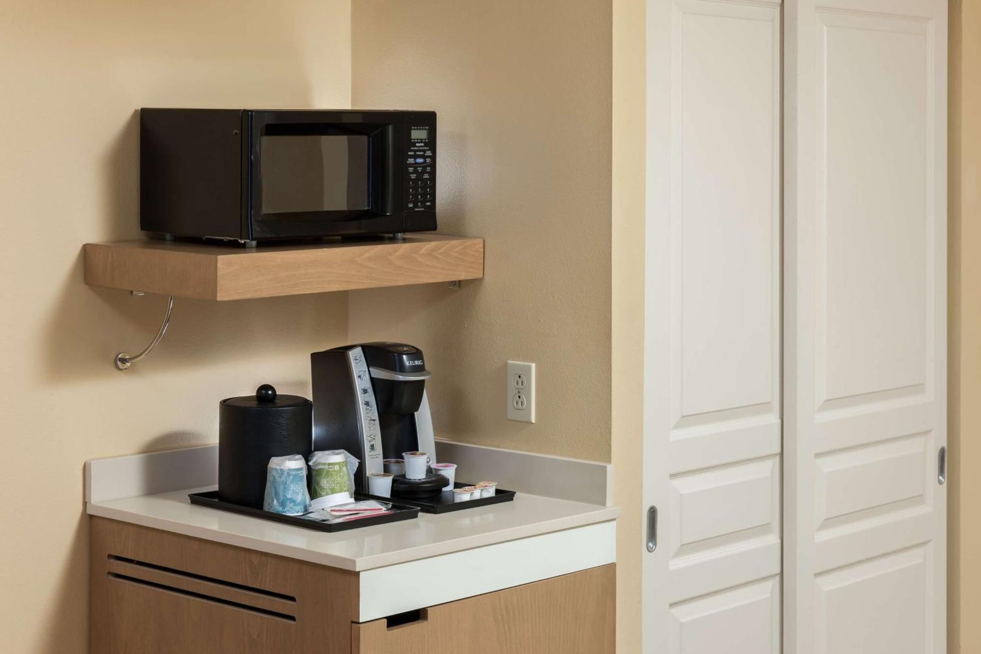 Hilton Garden Inn Mcallen Airport Bagian luar foto