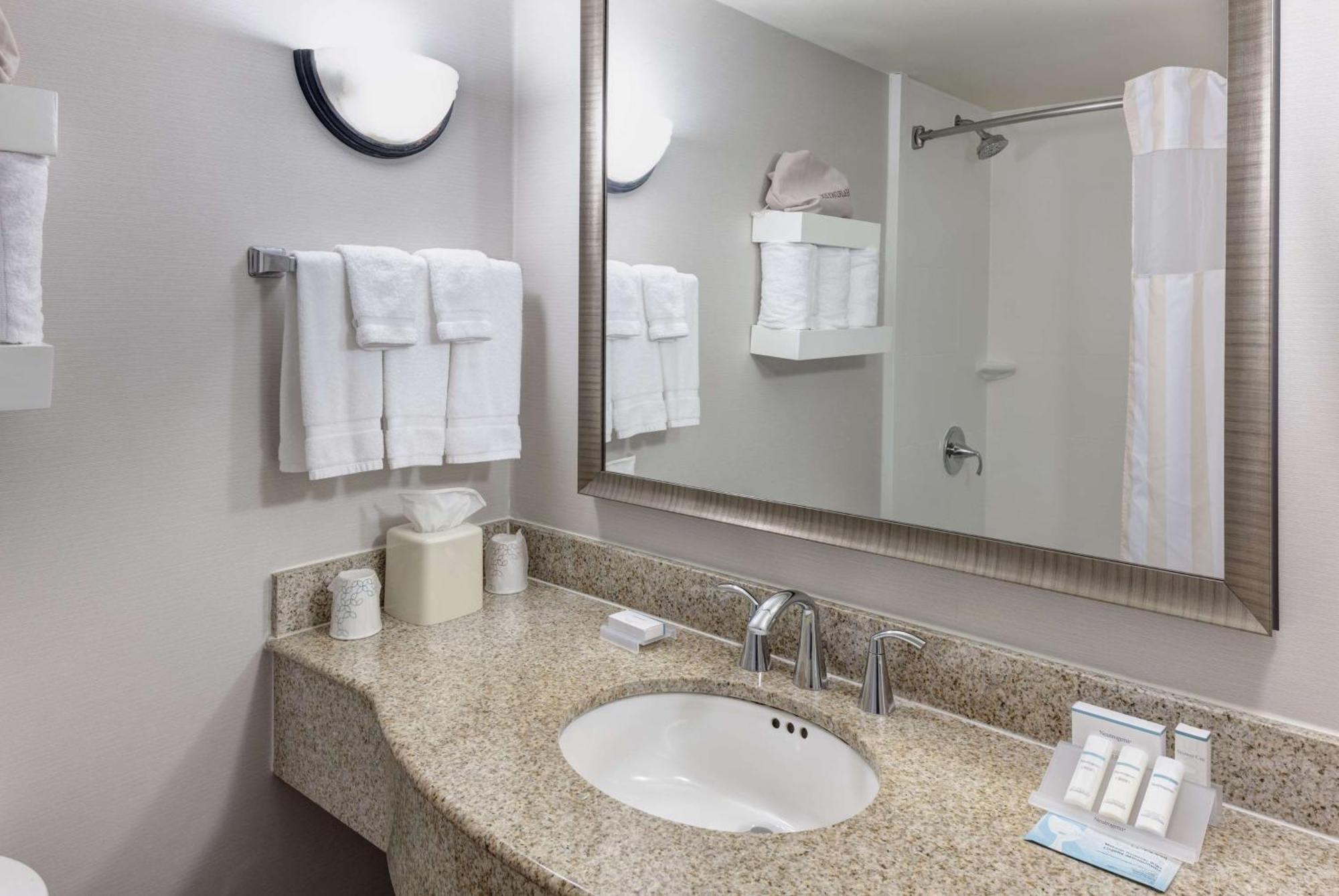Hilton Garden Inn Mcallen Airport Bagian luar foto