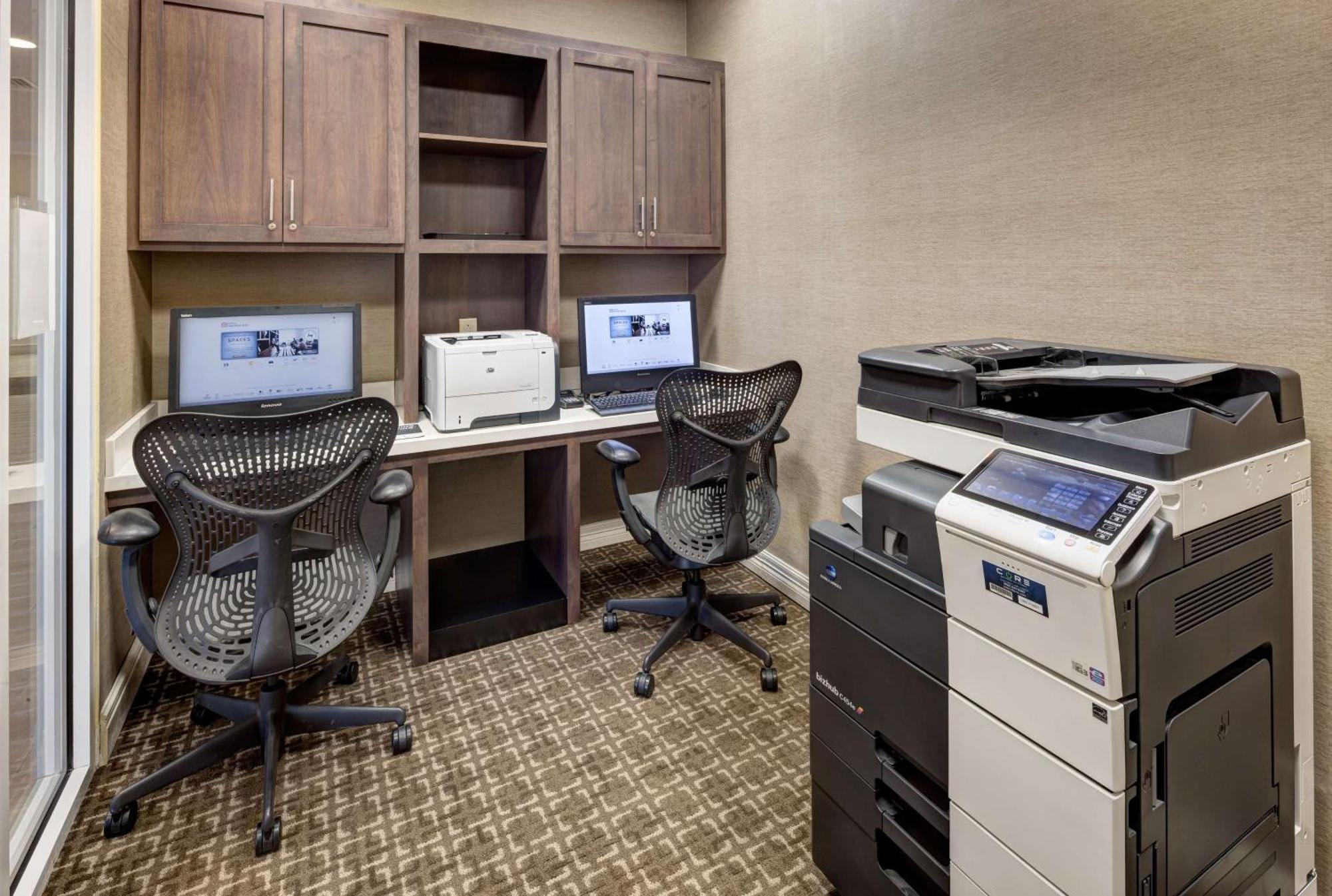 Hilton Garden Inn Mcallen Airport Bagian luar foto